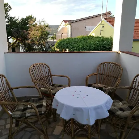Apartamento By The Sea Rogoznica - 13357 *
